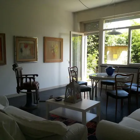 La Casa Dell'artista Con Giardino La Spezia