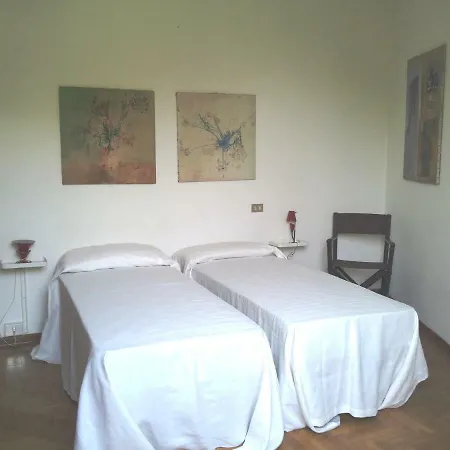 Apartment La Casa Dell'artista Con Giardino La Spezia